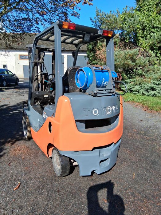 Toyota 02-8FGKF20 Wózek widłowy Triplex