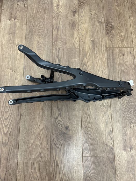 Sub quadro MT09 2025