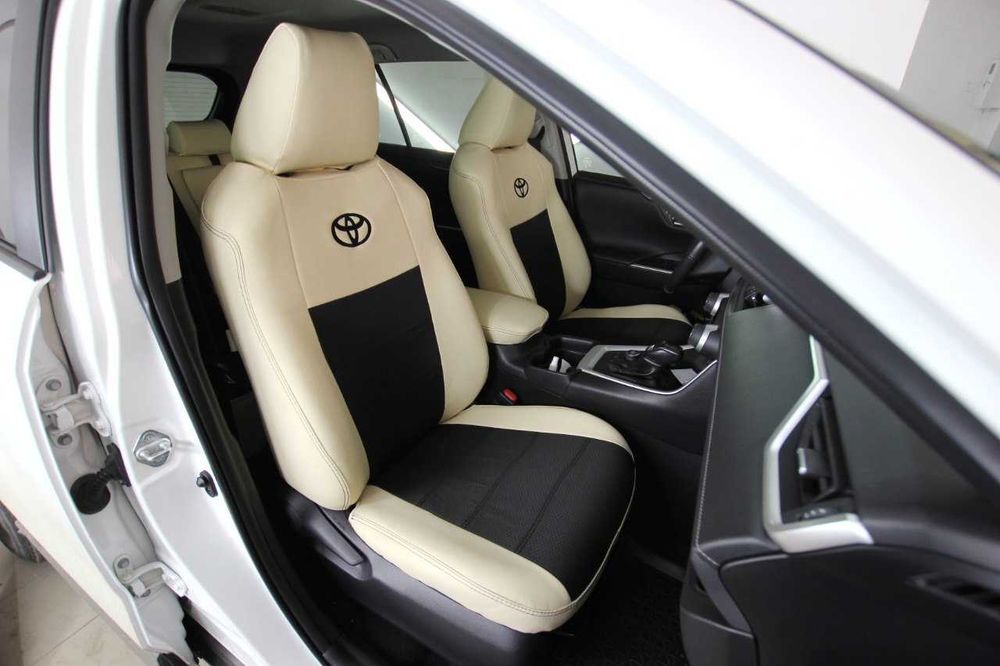 Чохли Toyota corolla rav4 yaris camry prius c-hr avensis. Авточохли.