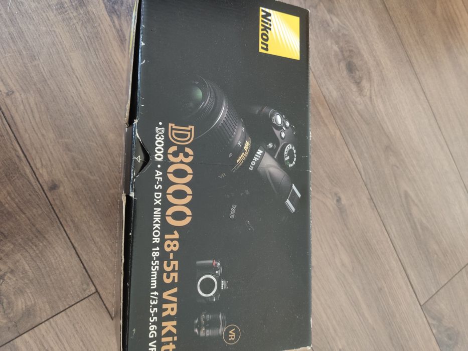 Продам Nikon D3000
