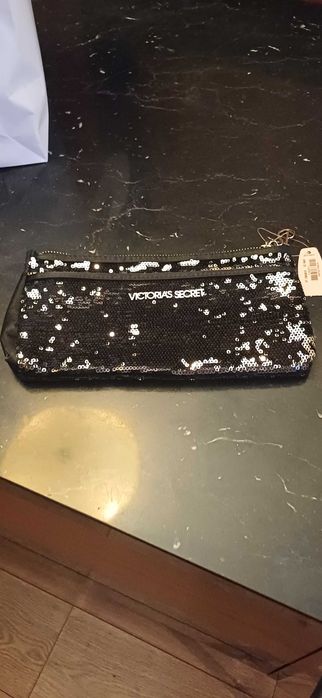 Kopertówka Victoria Secret z cekinów