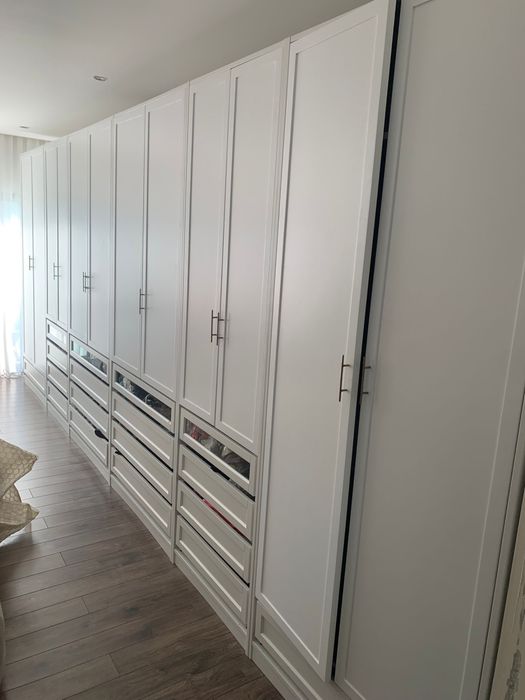 Roupeiros curvos e personalizados