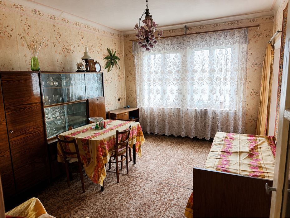 Продаж 2 кімнатної квартири пр. Максима Чиженка( Матросова) Nadiya
