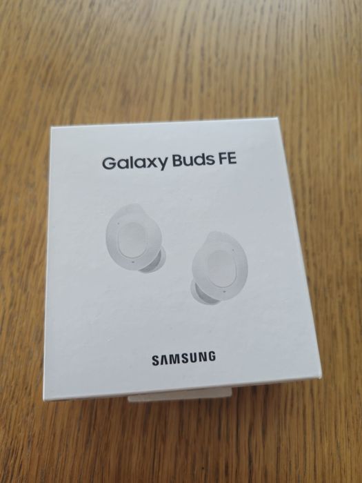 Słuchawki bezprzewodowe Samsung Galaxy Buds FE, białe