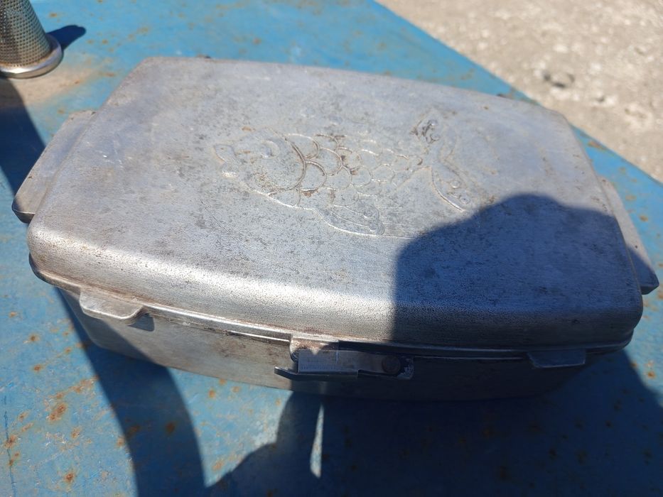 Продам коптильню советскую.