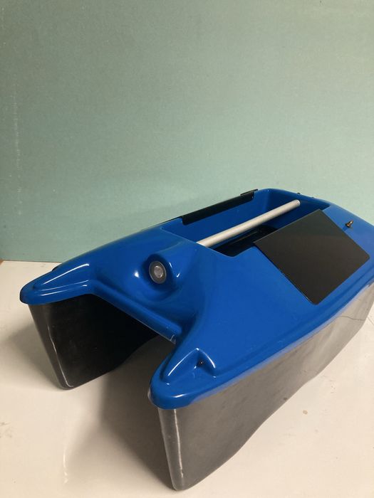 Łodka zanętowa  zdalnie sterowana