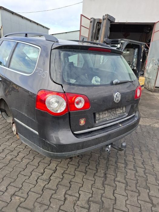 Volkswagen Passat B6 Kombi Lampa Lewy Tył