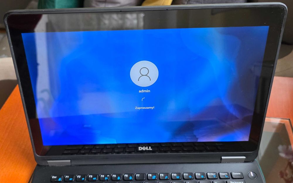 używany laptop Dell Latitude E7270 (12,5”)