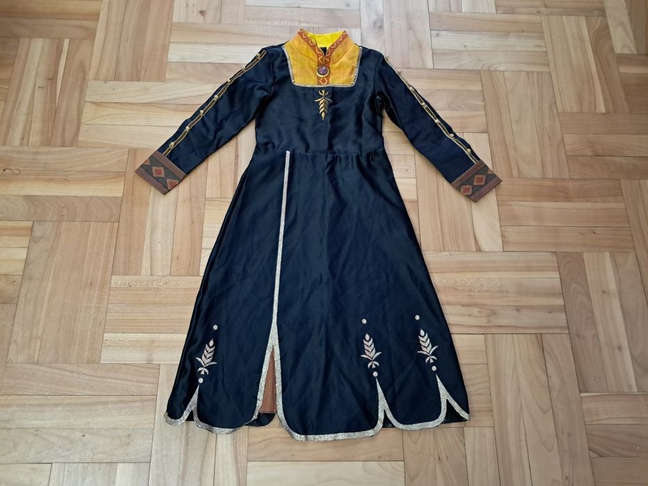 Sukieneczka na przebranie- Frozen  (7/8 lat)