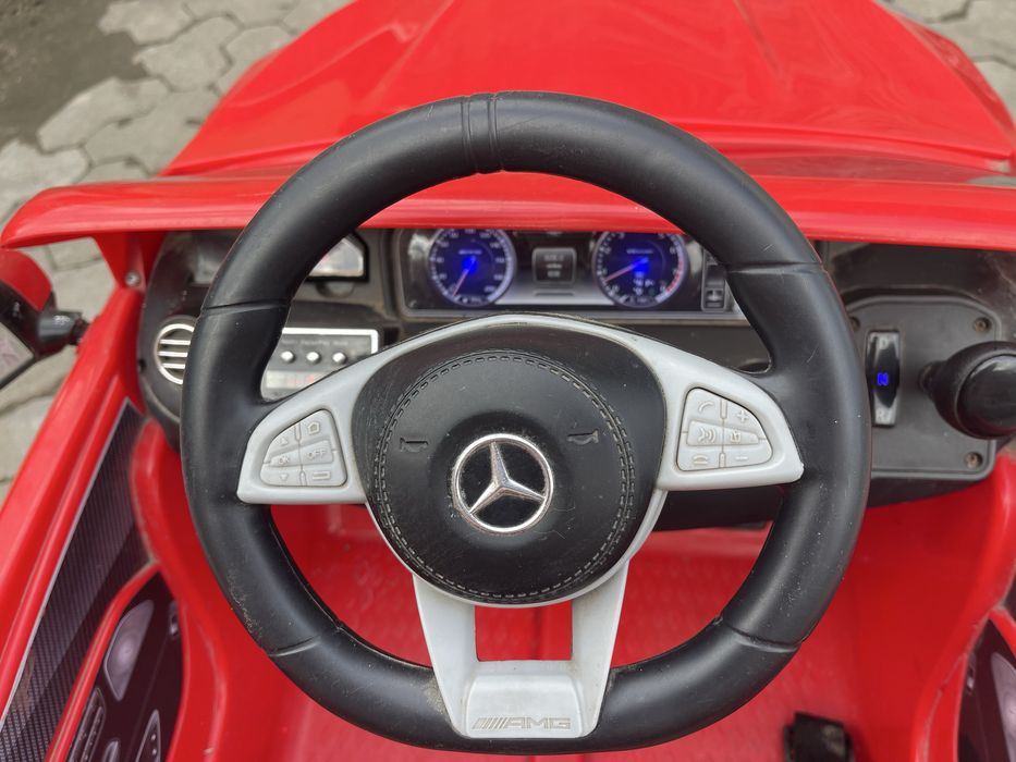 Дитячий електроавтомобіль Mercedes Bens