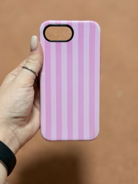 Чехол на IPhone 16e