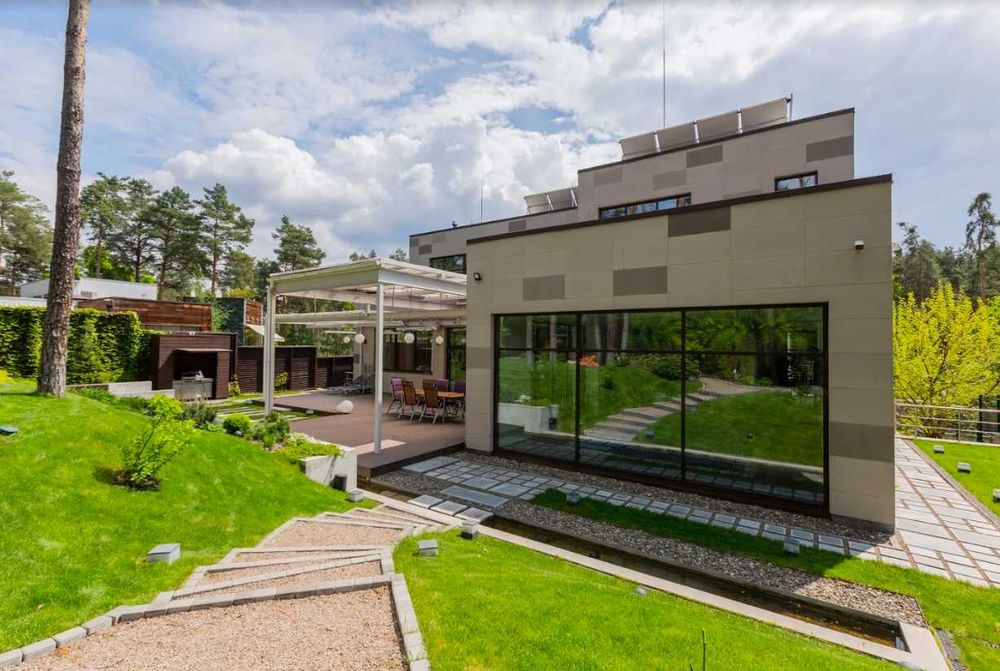 Продам сучасний будинок(700м2)з авторським ремонтом в Рудиках