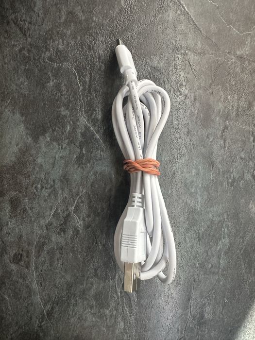 Продам годівницю для тварин Petoneer NutriSpin 6
