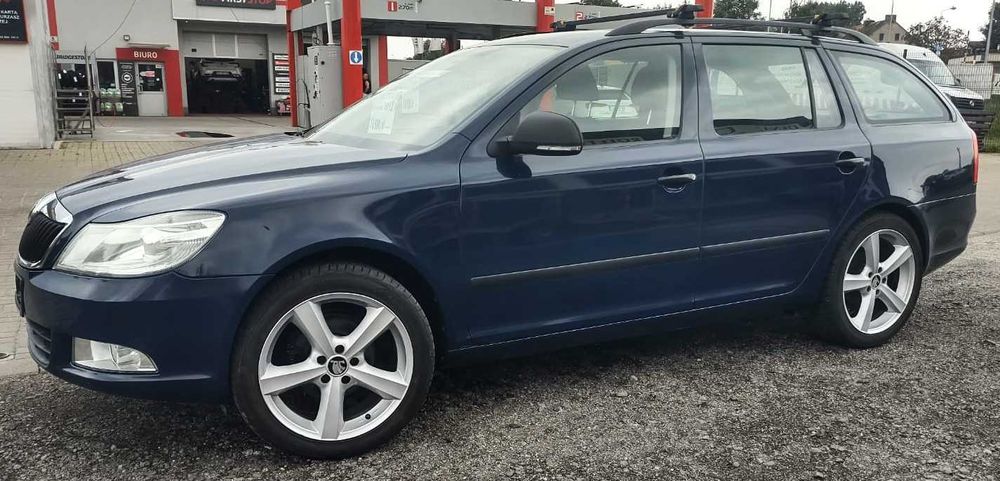 SKODA Octavia II 1,6 benz.