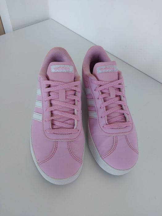Buty trampki Adidas w rozmiarze 37 1/2