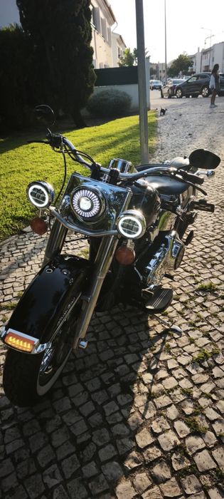 Harley davidson softail deluxe 1584cc