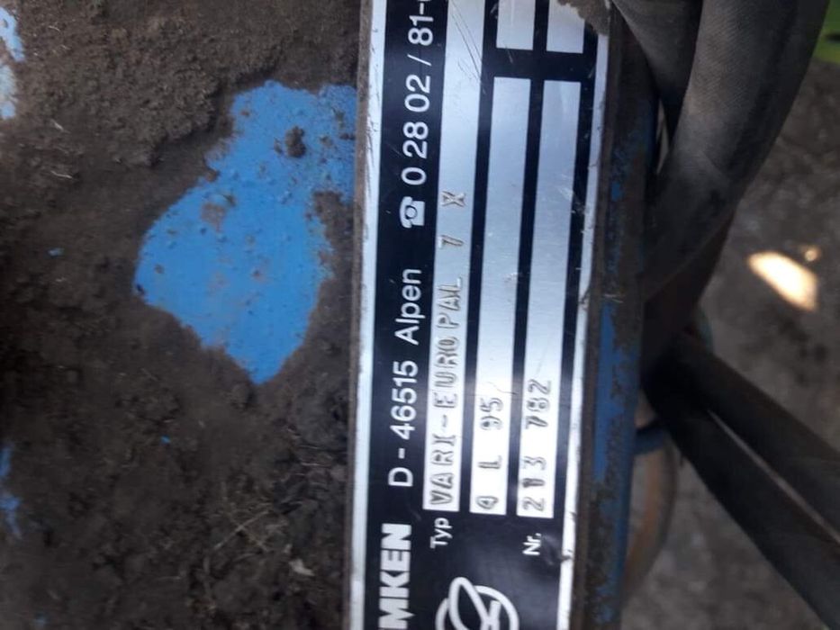 Продам плуг 4+