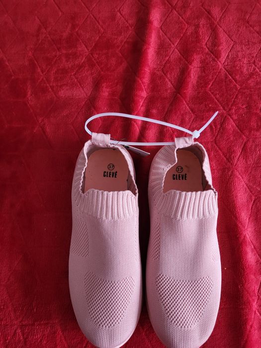 Buty damskie sportowe 37cm Cleve