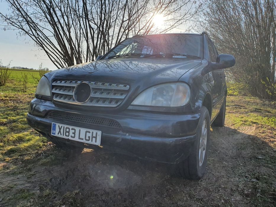 Mercedes-Benz ML 500