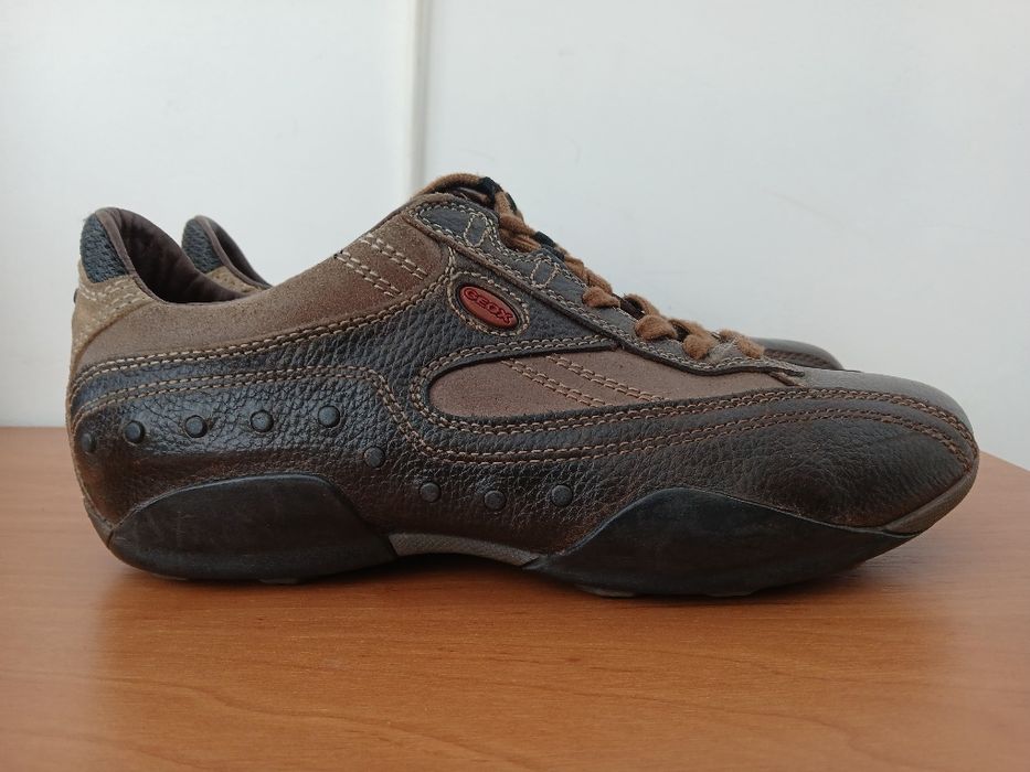 Кожаные кроссовки фирмы Geox оригинал