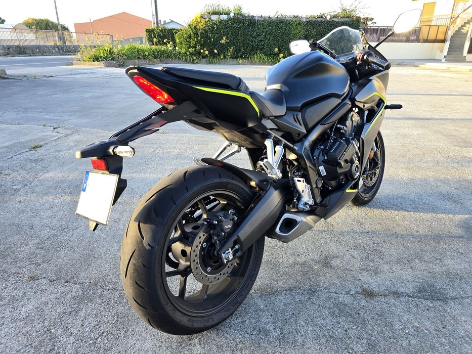 Honda CBR650R 2026/04 Nacional 1444km