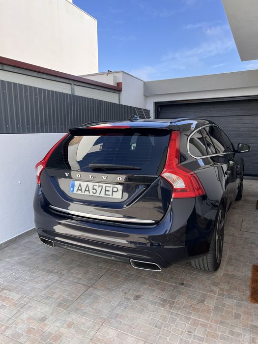 Volvo v60 D6 2015 de Dezembro