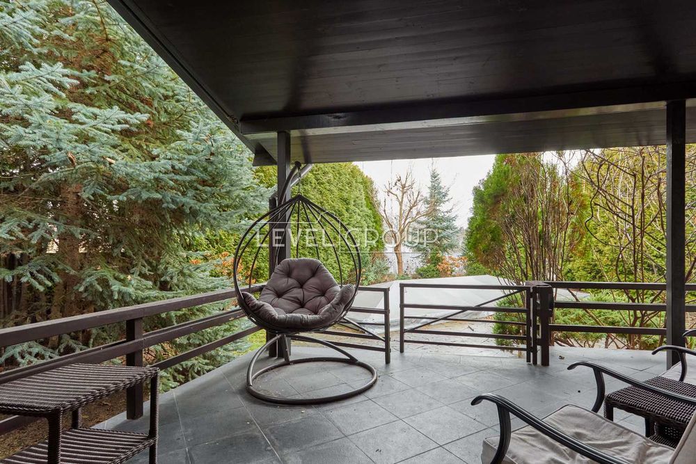 Продаж будинку 500 м² з виходом на канал. Конча-Заспа Козин Рудики