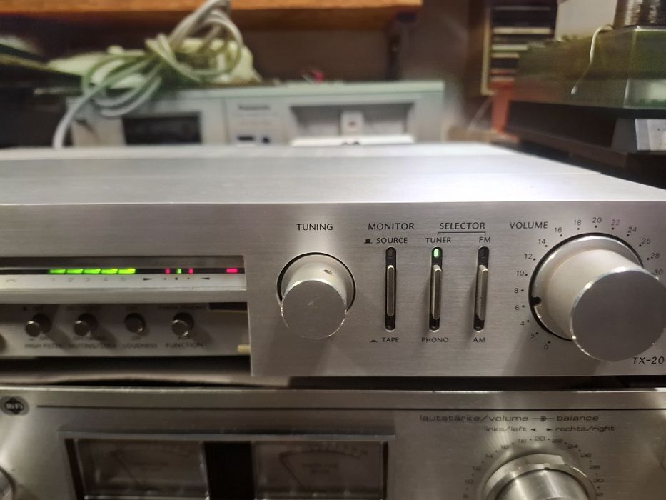 Amplituner Onkyo TX-20