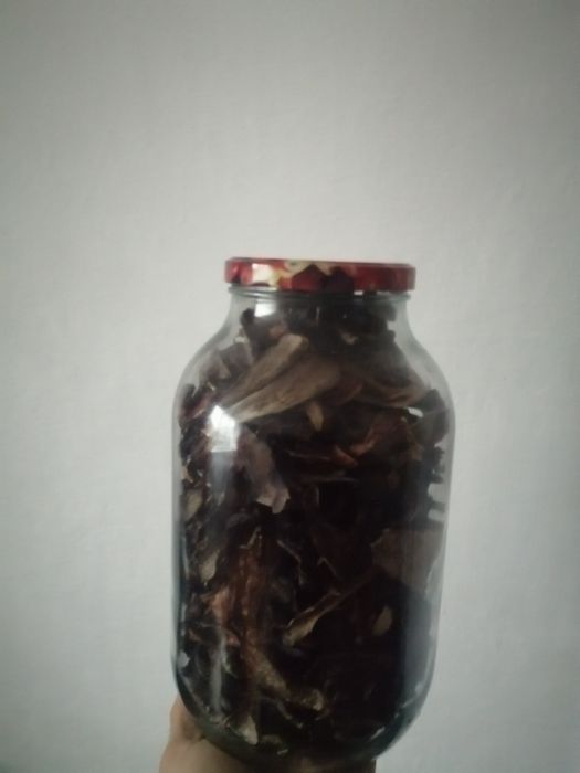 Сушені білі гриби