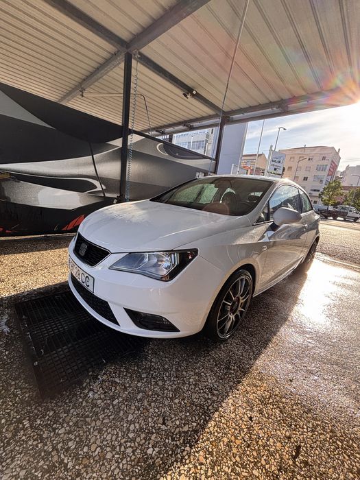 Seat ibiza SC Reference  2014 — photo 2