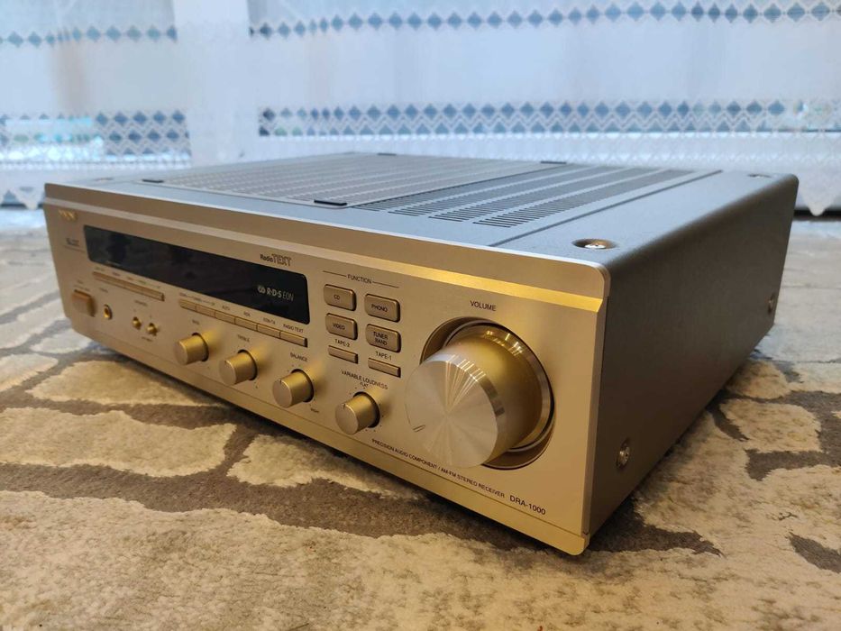 Amplituner Denon DRA-1000
