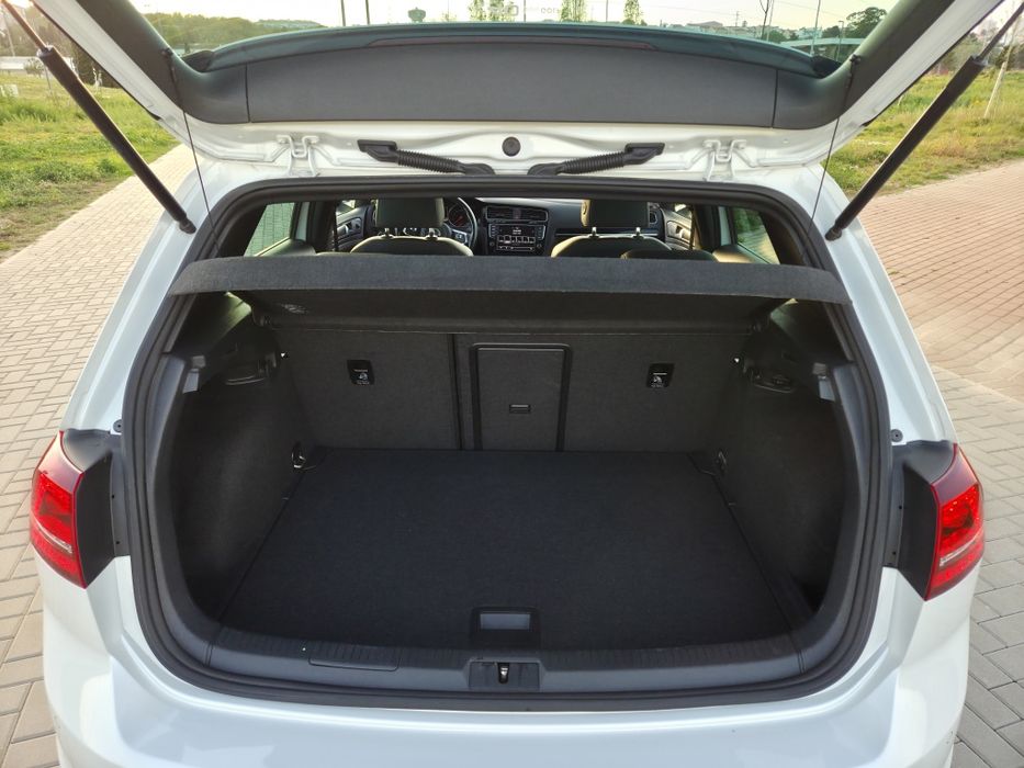 VW Golf VII GTI *DSG*Panoramico*Pele*Bola de reboque*