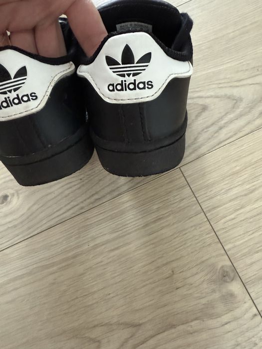 Adidas superstar