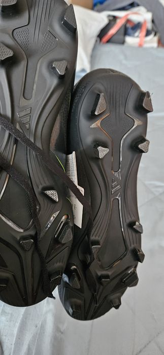 Adidas  predator