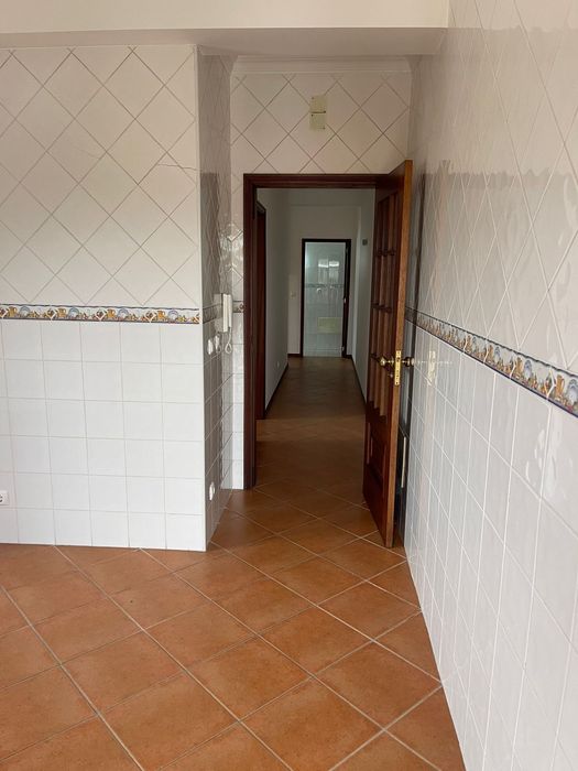 Arrendo casa a 20min do centro de Coimbra