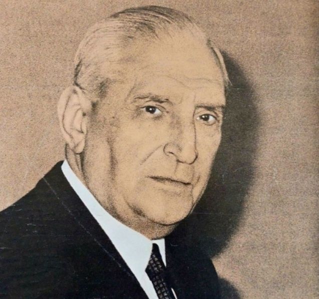 Salazar internado na Cruz Vermelha