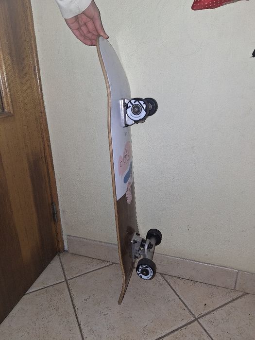 Skate nomad preto
