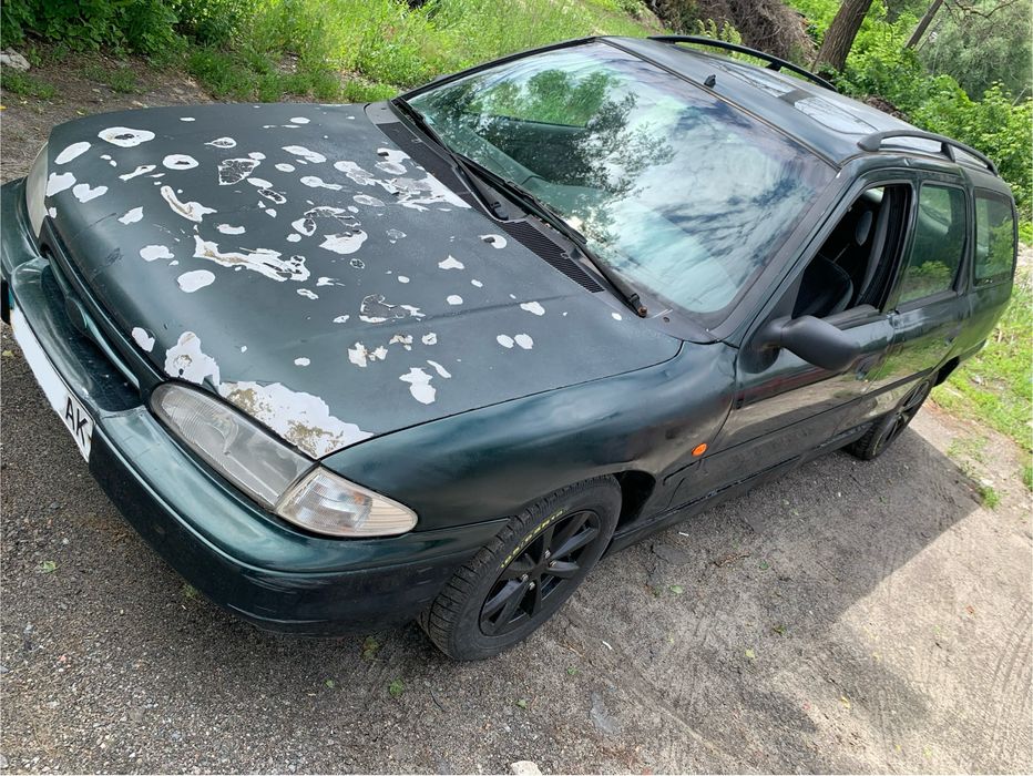 Ford Mondeo 1.6 бензин, універсал, на ходу, 1995 р. — 800$