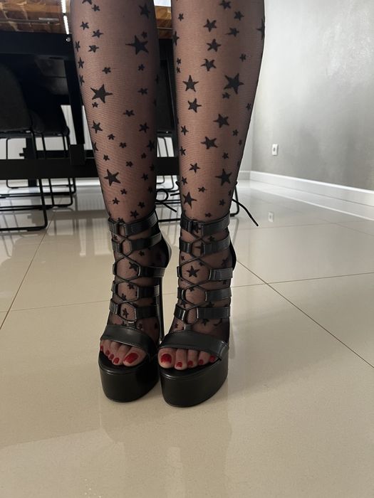 Wysokie 16,5cm szpilki sandałki czarne skóra ekologiczna rozmiar 39