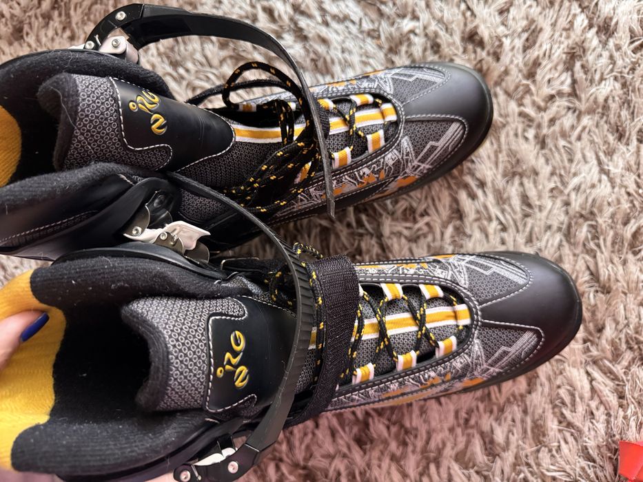 Роликові коньки