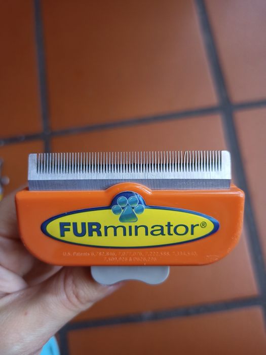 Escova FURminator para cão pelo longo