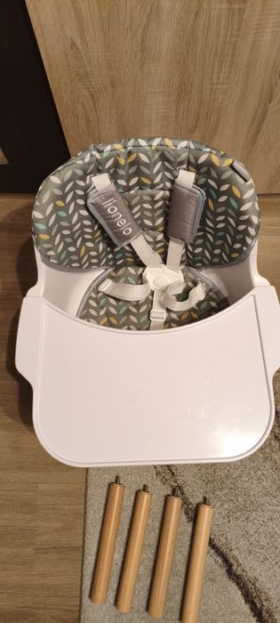 Krzesełko do karmienia Lionelo