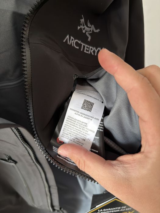 Arcteryx Alpha SV куртка