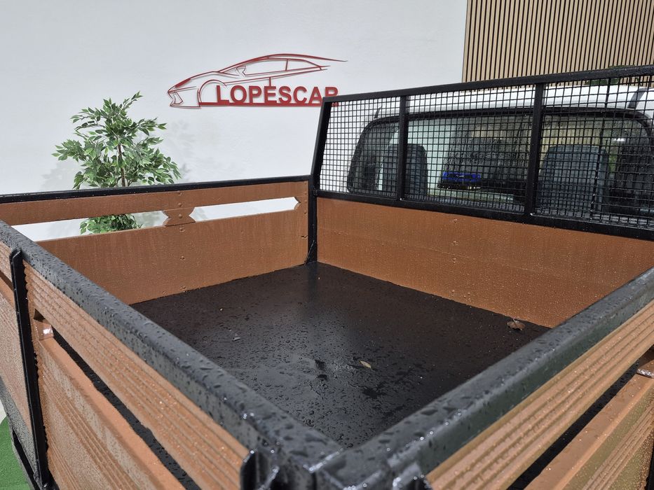 Toyota Hilux 2.4D - 150.000KM | GARANTIA | IVA - 5 LUGARES