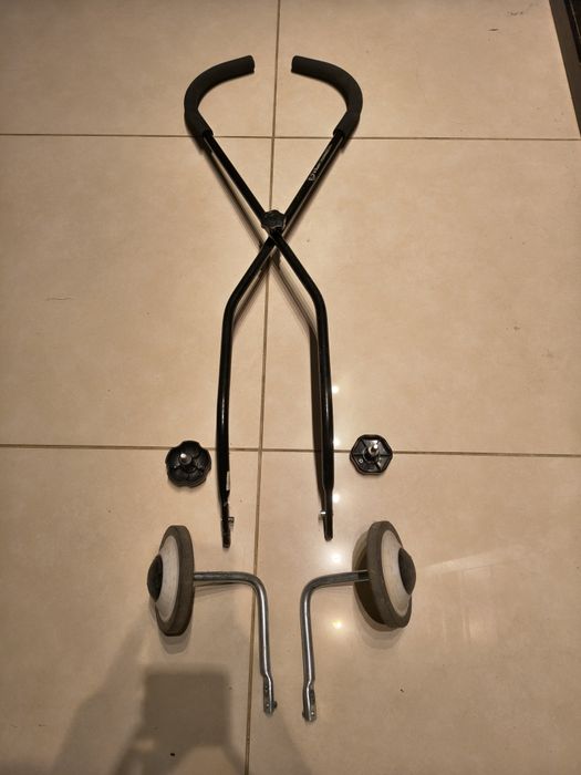 Drążek do nauki jazdy i kółka boczne