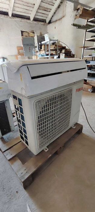 Кондиционер Fujico FMA-24HRN1, состояние б/у, полностью рабочий.