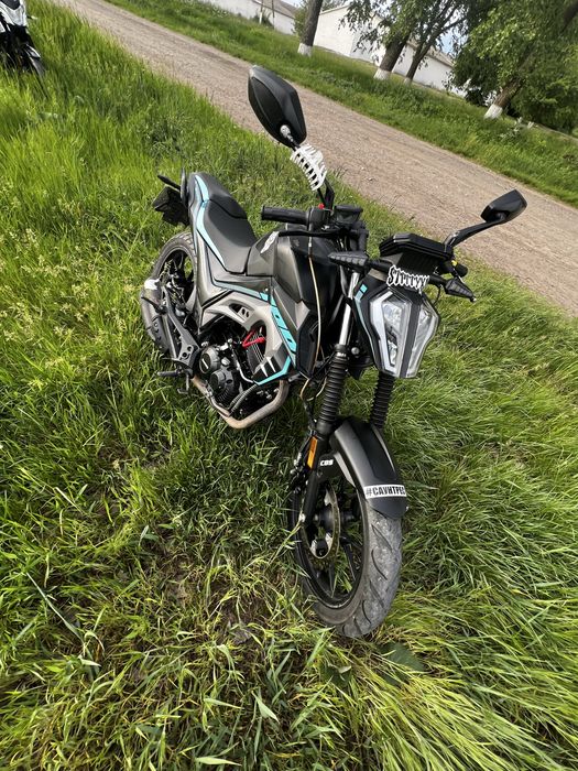 Продам мустанг ст 200