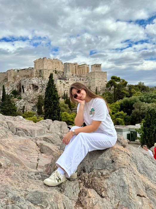 Репетитор / викладач з англійської мови (IELTS C1)