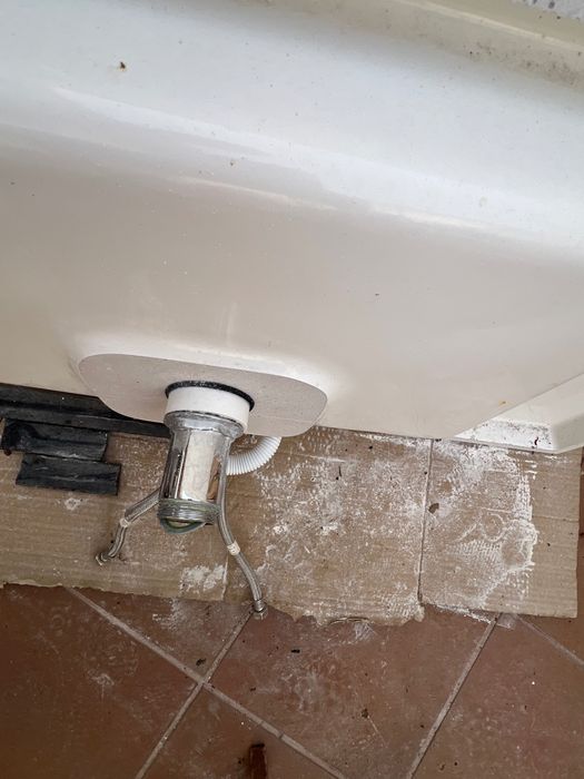 Lavatório WC praticamente novo