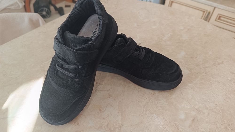 Nike Кросівки замшові 31р